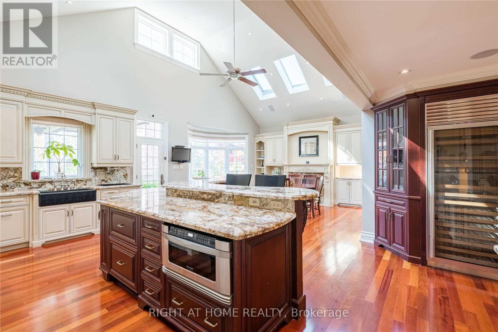 78 Raymar Place, Oakville, Ontario  L6J 6M1 - Photo 12 - W13035562