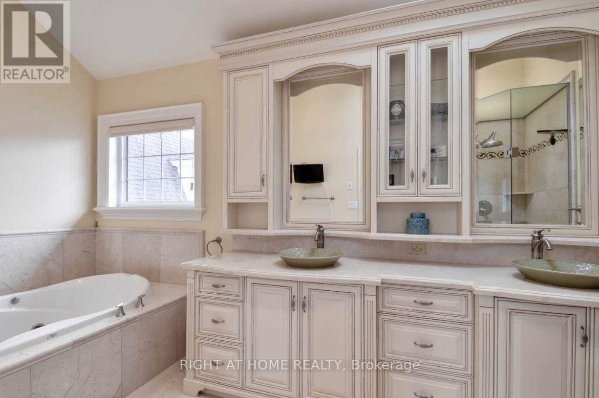 78 Raymar Place, Oakville, Ontario  L6J 6M1 - Photo 19 - W13035562