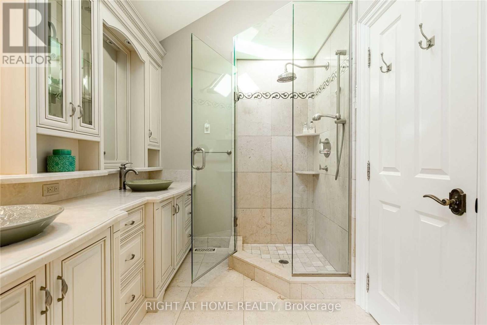 78 Raymar Place, Oakville, Ontario  L6J 6M1 - Photo 21 - W13035562