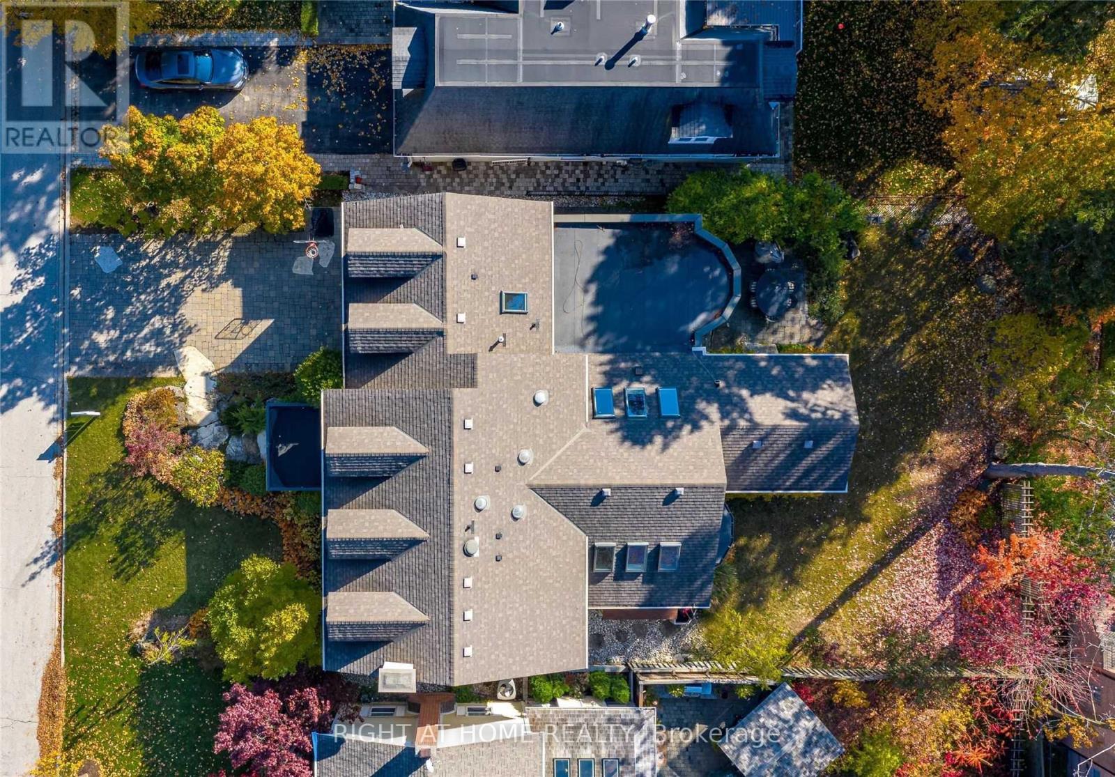 78 Raymar Place, Oakville, Ontario  L6J 6M1 - Photo 3 - W13035562