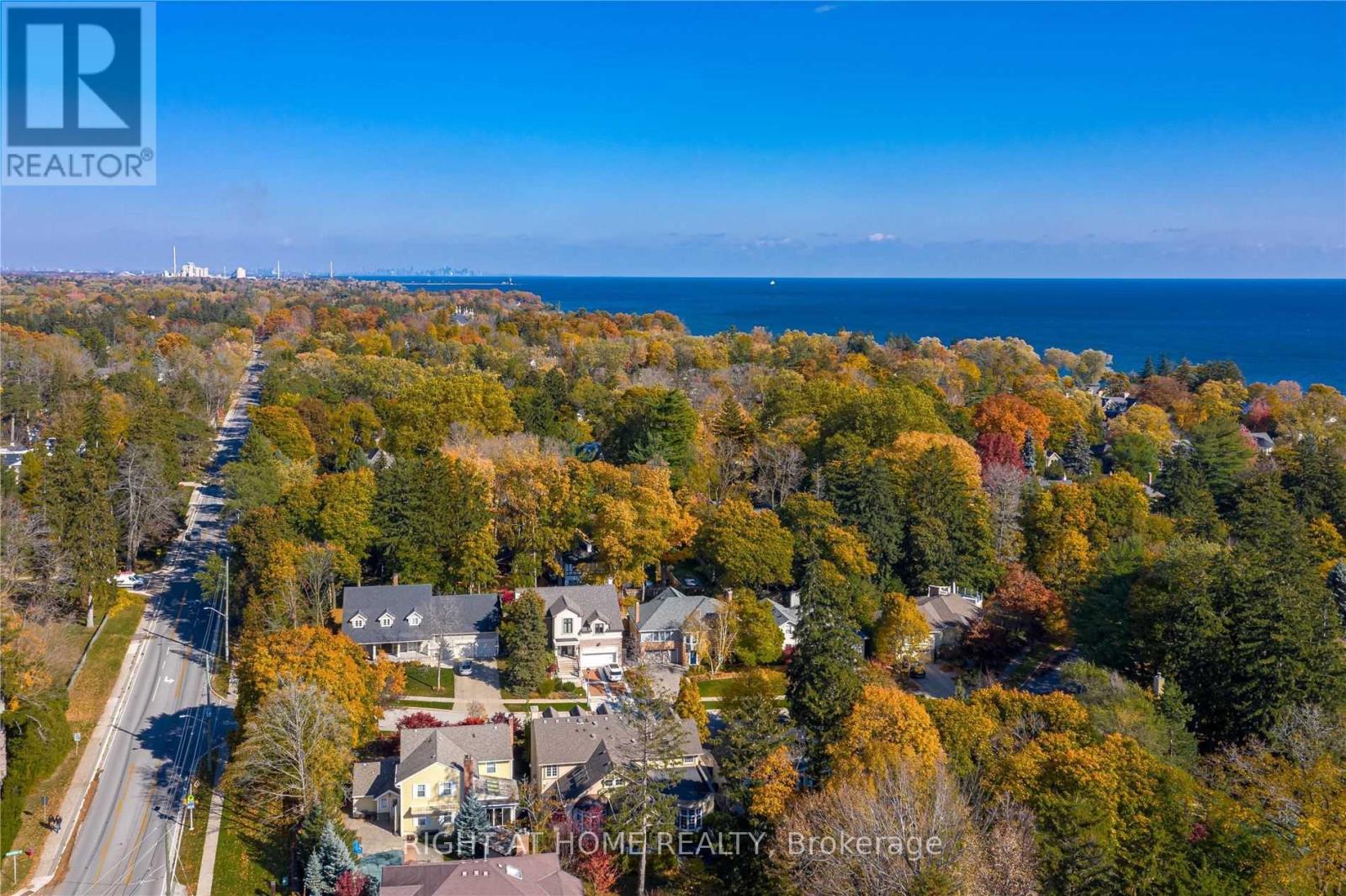 78 Raymar Place, Oakville, Ontario  L6J 6M1 - Photo 39 - W13035562