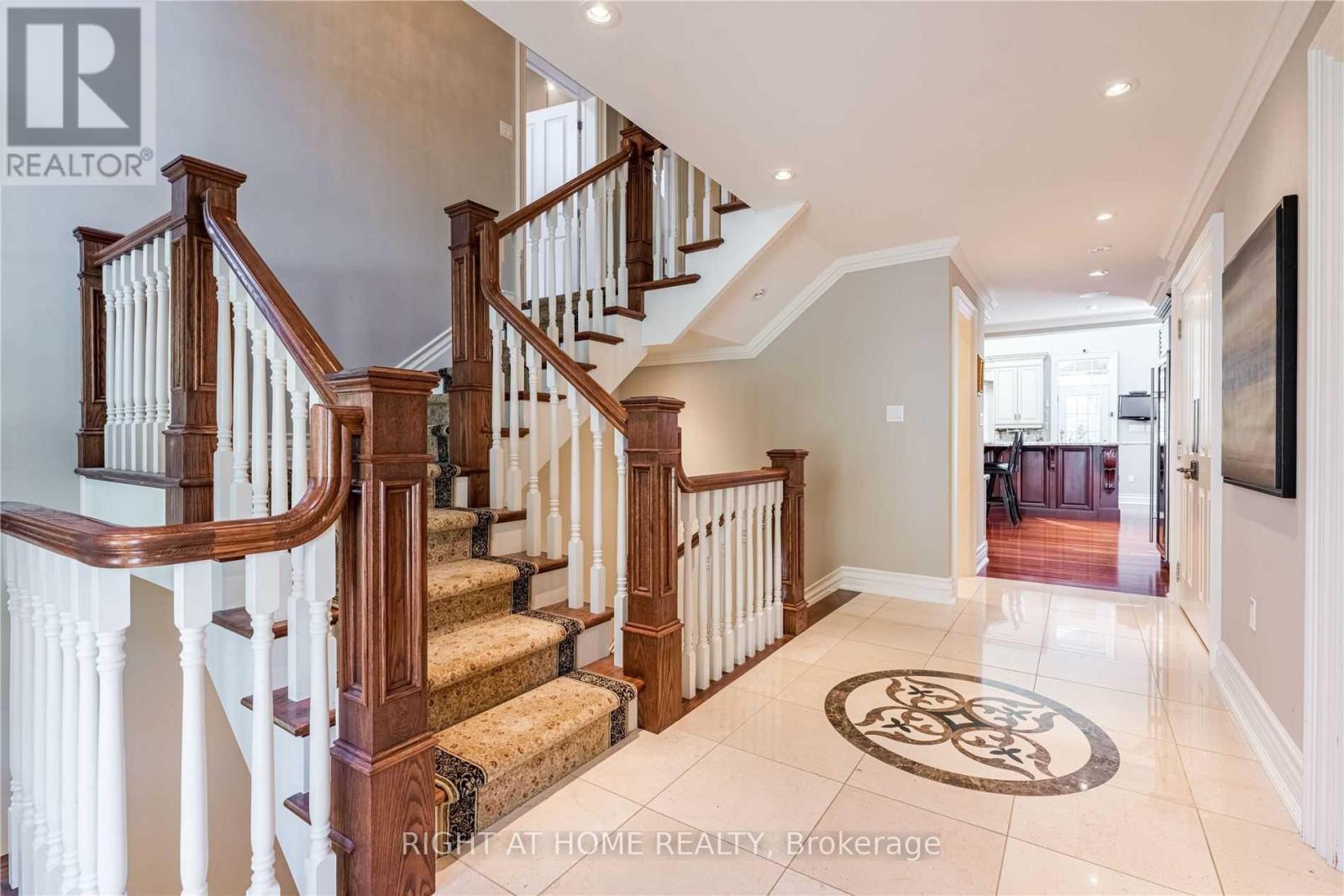 78 Raymar Place, Oakville, Ontario  L6J 6M1 - Photo 5 - W13035562