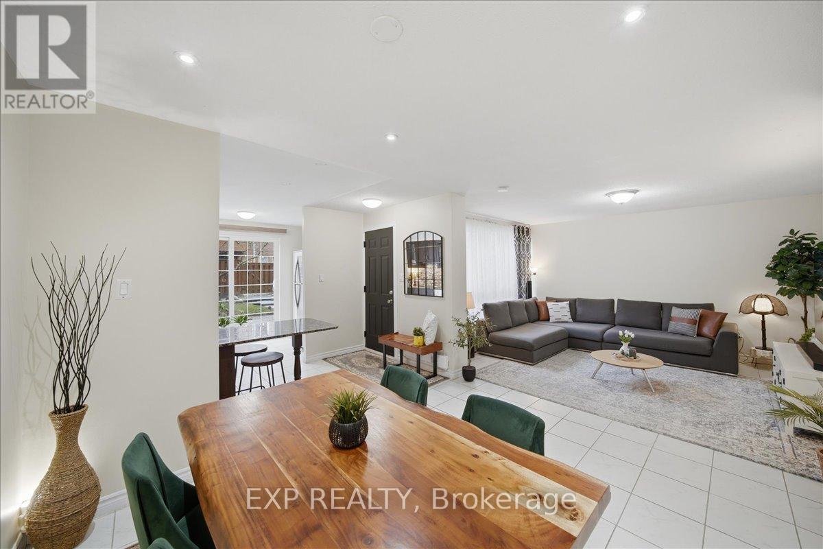 167 - 1055 Dundas Street E, Mississauga, Ontario  L4Y 3X6 - Photo 3 - W13035568