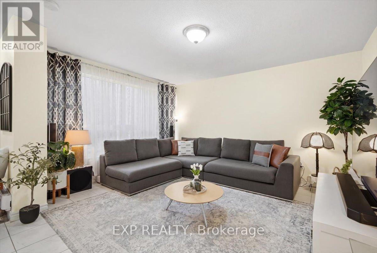 167 - 1055 Dundas Street E, Mississauga, Ontario  L4Y 3X6 - Photo 4 - W13035568