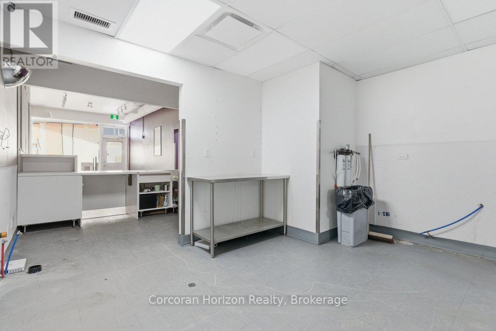 Main - 84 John Street S, Hamilton, Ontario  L8N 2C1 - Photo 11 - X13035870