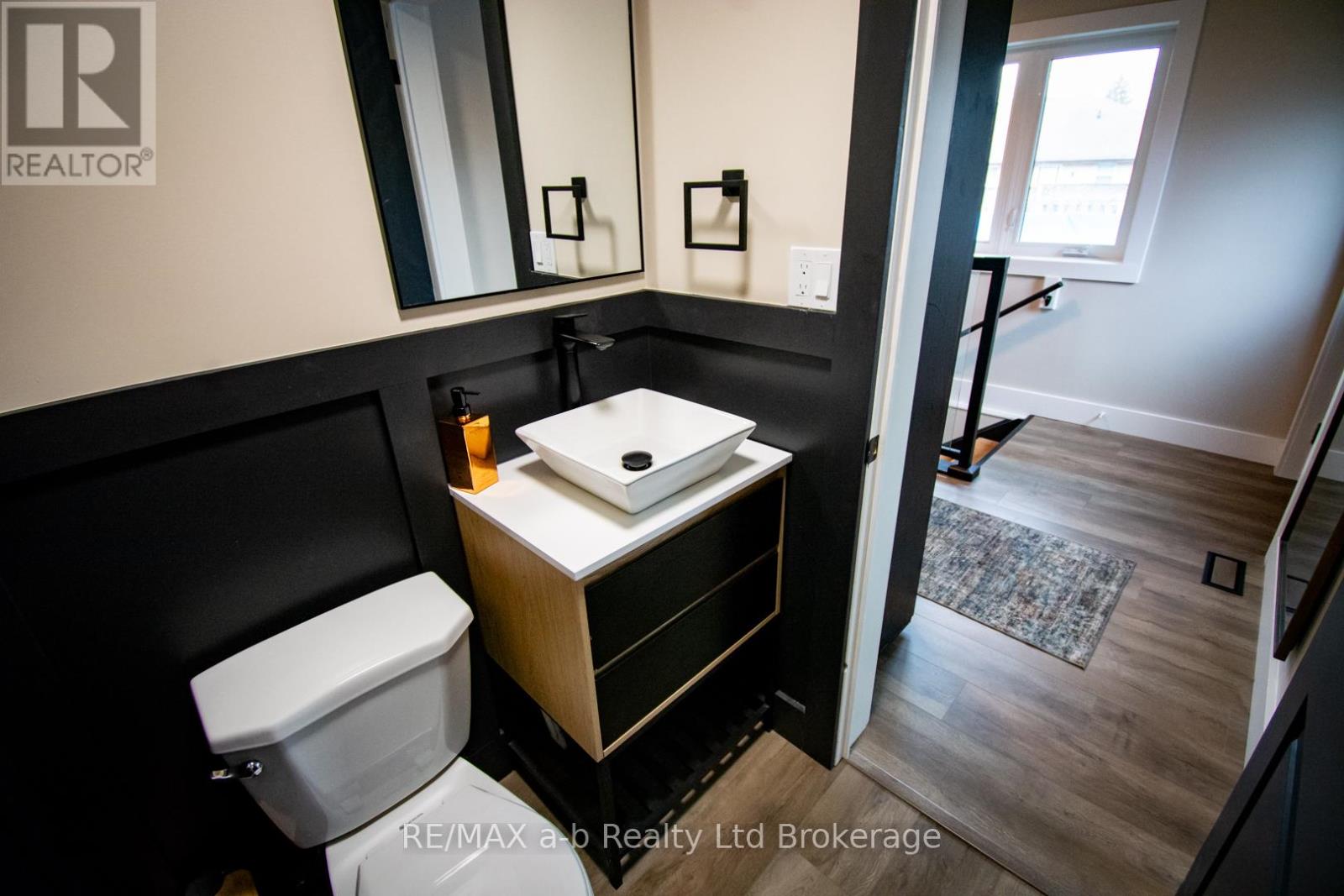 3 Belfast Circle, Tillsonburg, Ontario  N4G 5G3 - Photo 30 - X13035868