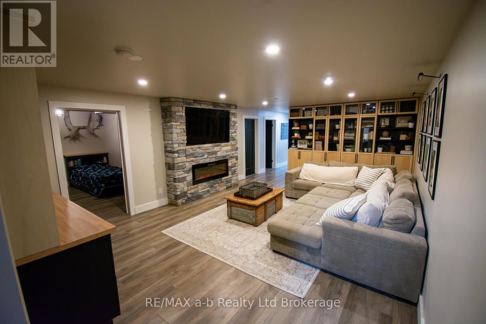 3 Belfast Circle, Tillsonburg, Ontario  N4G 5G3 - Photo 34 - X13035868