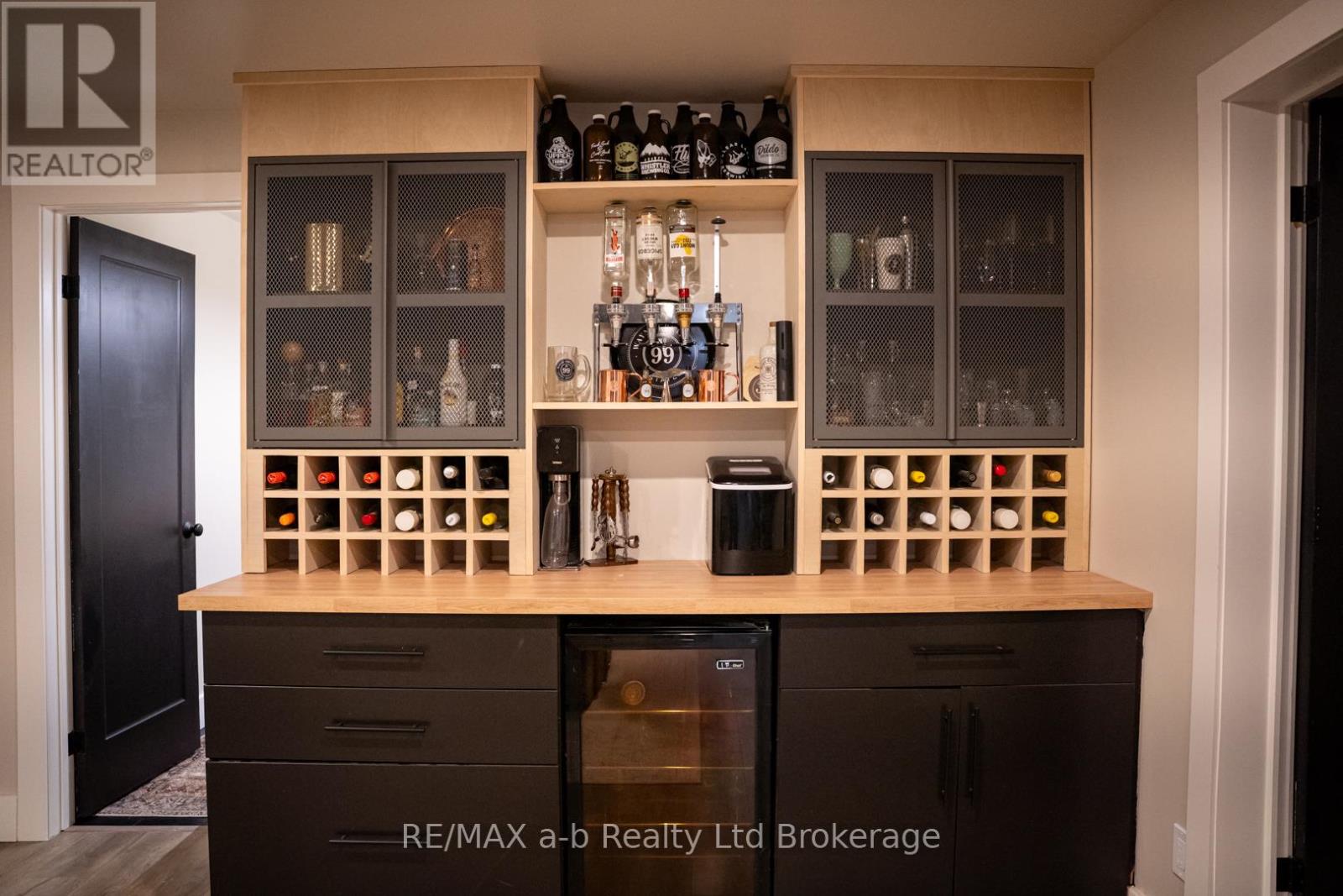 3 Belfast Circle, Tillsonburg, Ontario  N4G 5G3 - Photo 35 - X13035868