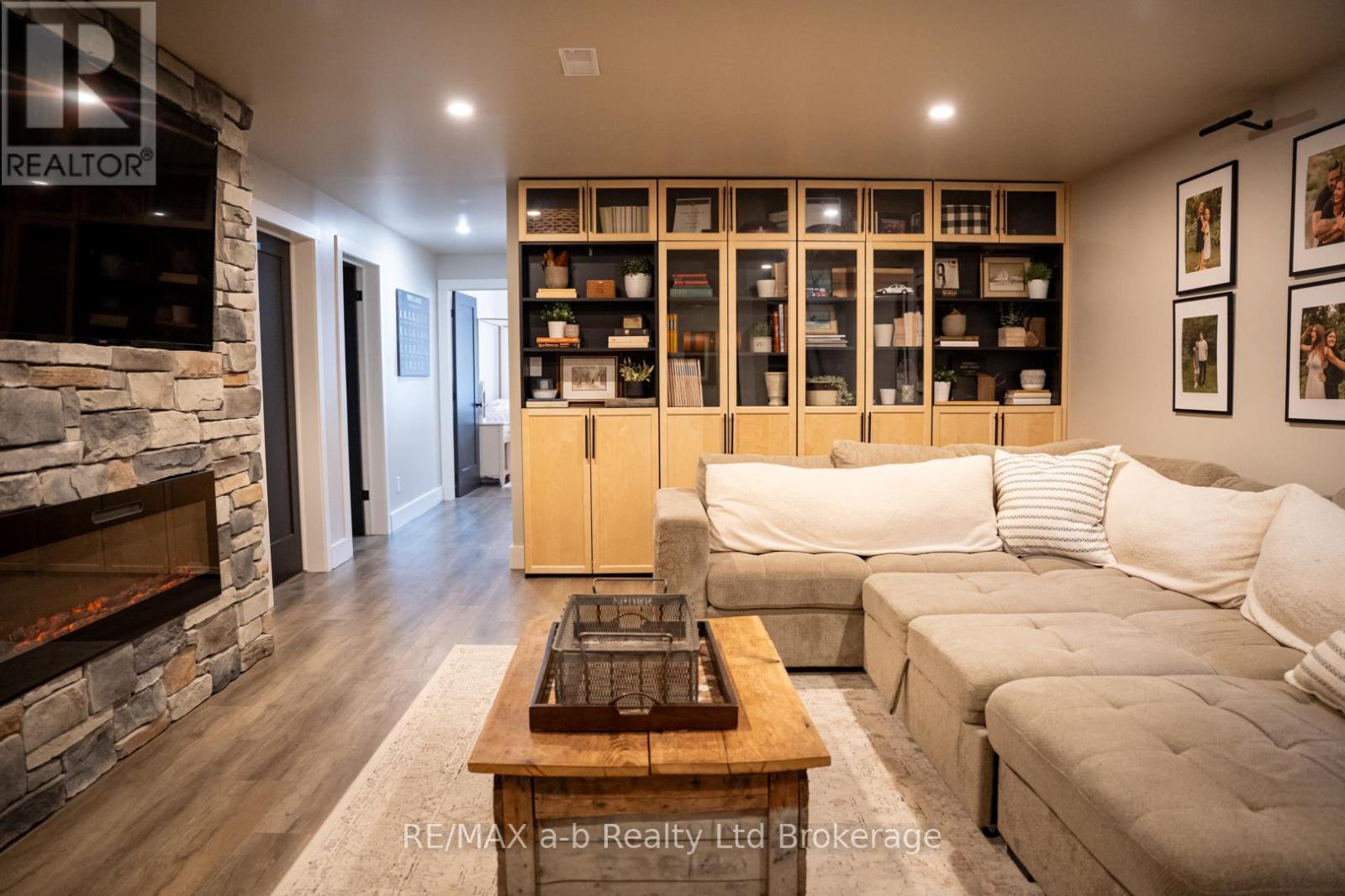 3 Belfast Circle, Tillsonburg, Ontario  N4G 5G3 - Photo 36 - X13035868