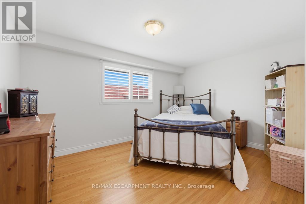 68 Nugent Drive, Hamilton, Ontario  L8H 2M8 - Photo 13 - X13035422