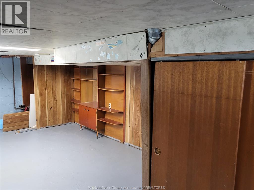 1682 Elsmere Avenue, Windsor, Ontario  N8X 4H4 - Photo 14 - 26008993