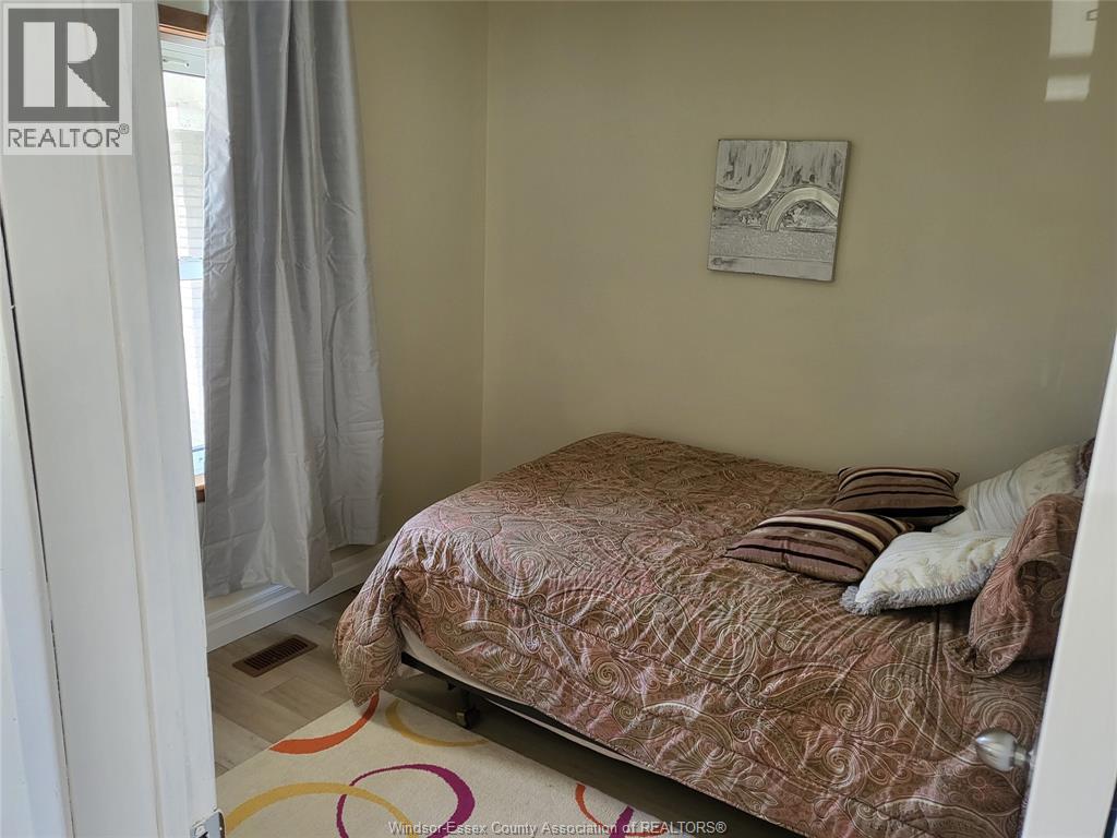 1682 Elsmere Avenue, Windsor, Ontario  N8X 4H4 - Photo 9 - 26008993