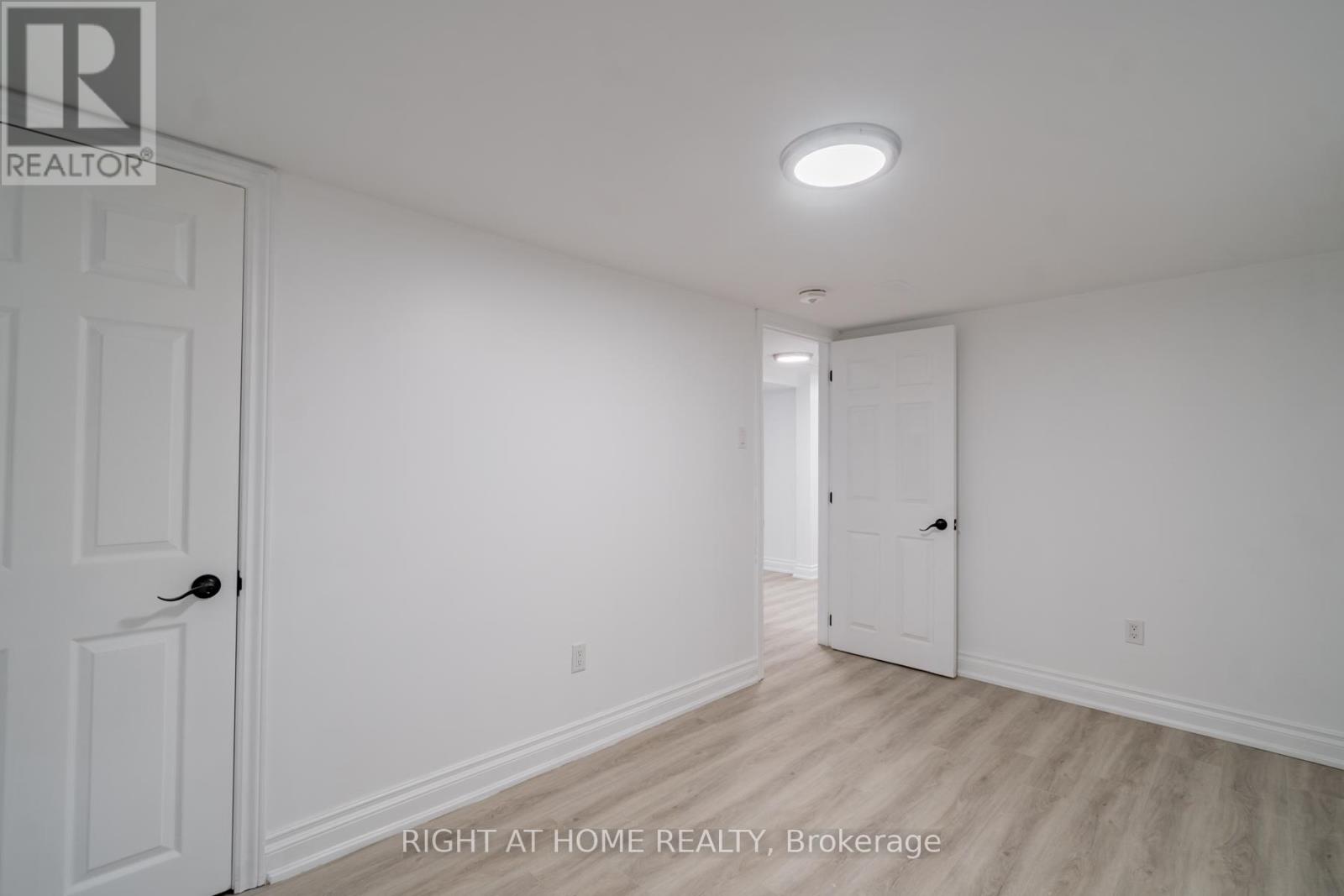 899 Florell Drive, Oshawa, Ontario  L1H 6W3 - Photo 13 - E13035768