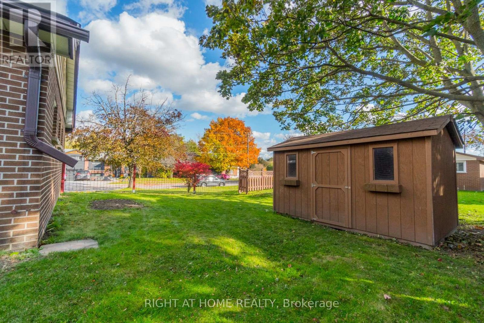 899 Florell Drive, Oshawa, Ontario  L1H 6W3 - Photo 14 - E13035768