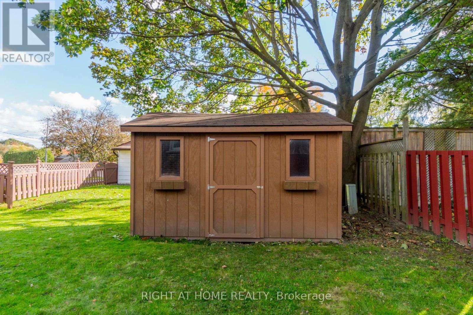 899 Florell Drive, Oshawa, Ontario  L1H 6W3 - Photo 15 - E13035768