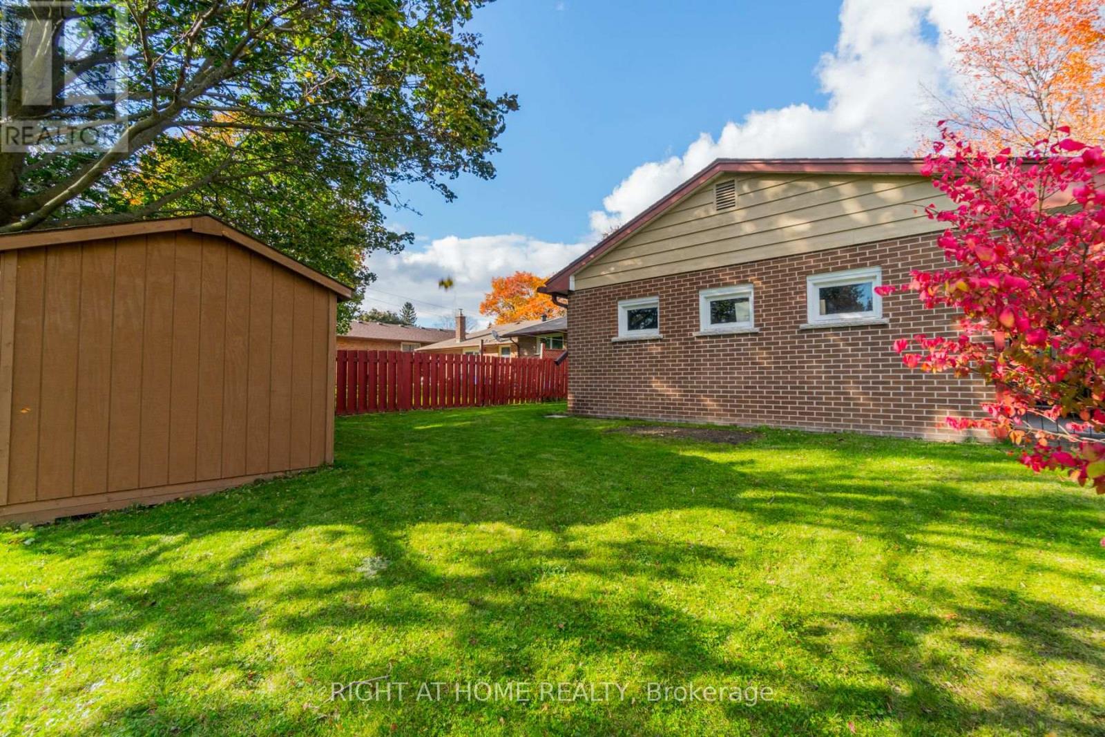 899 Florell Drive, Oshawa, Ontario  L1H 6W3 - Photo 16 - E13035768