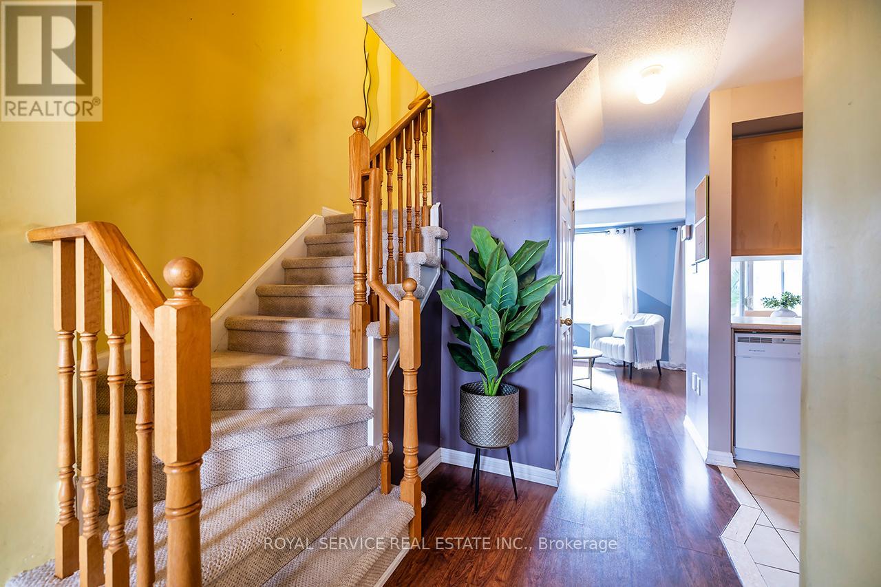 169 Scottsdale Drive, Clarington (Bowmanville), Ontario  L1C 5L3 - Photo 14 - E13035796