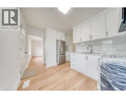 22 DAVID Avenue, Hamilton, Ontario