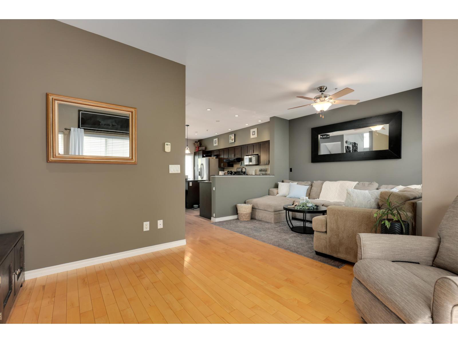 37 21535 88 Avenue, Langley, British Columbia  V1M 4E5 - Photo 3 - R3115036