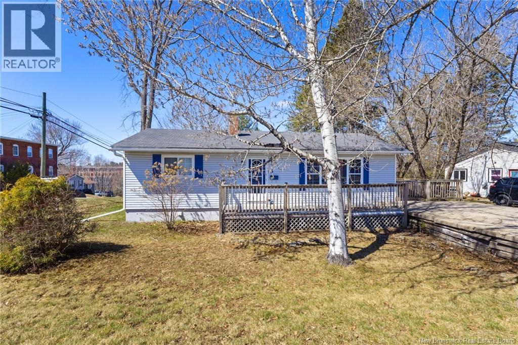 3 Downing Street, fredericton, New Brunswick