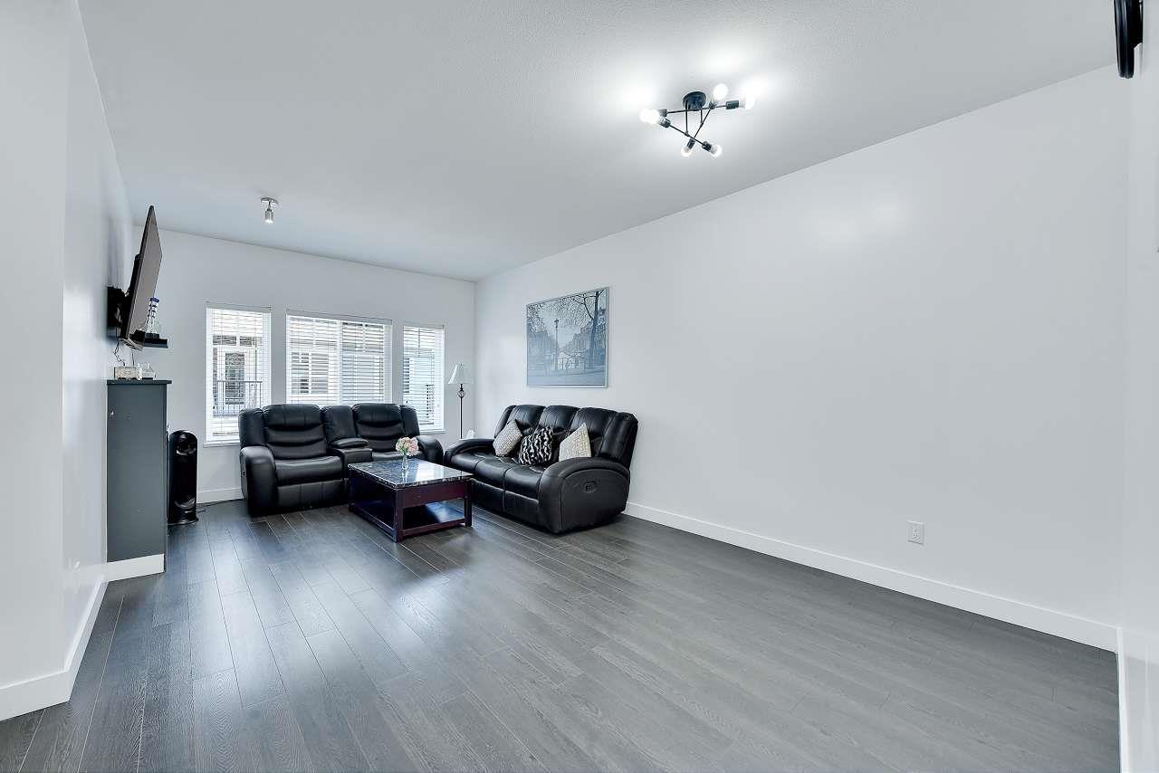 10 13864 Hyland Road, Surrey, British Columbia  V3W 2C3 - Photo 5 - R3113340