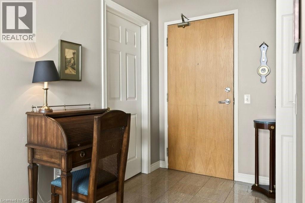 2085 Amherst Heights Drive Unit# Ph8, Burlington, Ontario  L7P 5C2 - Photo 6 - 40820789