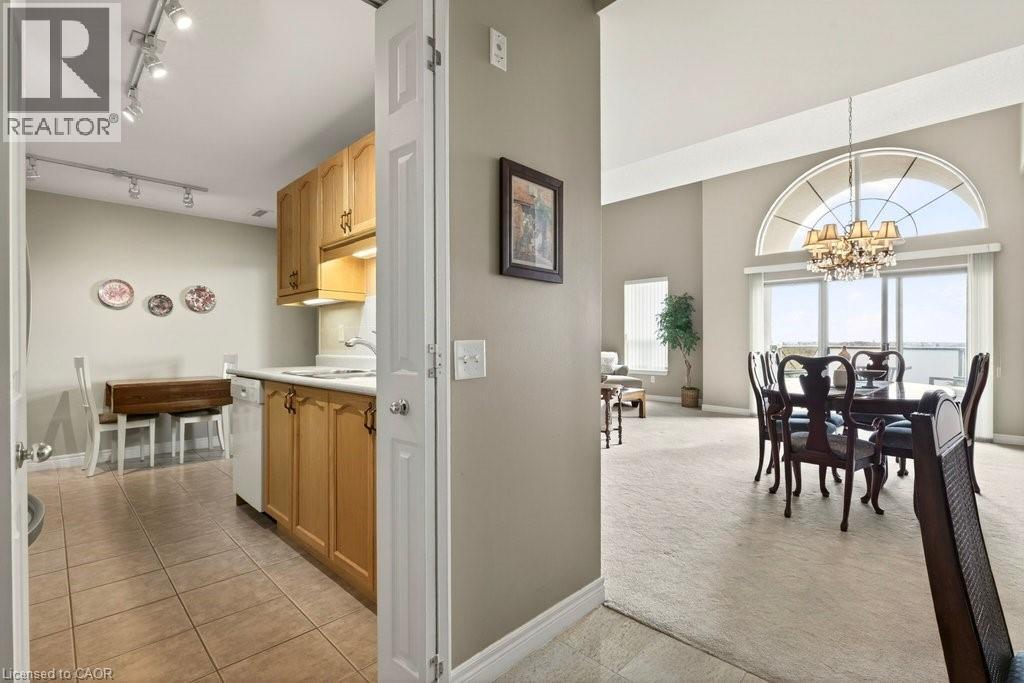 2085 Amherst Heights Drive Unit# Ph8, Burlington, Ontario  L7P 5C2 - Photo 8 - 40820789