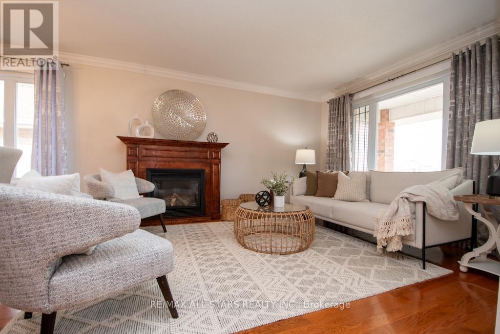 383 Wallace Drive, Kawartha Lakes, Ontario  K9V 6K7 - Photo 6 - X13035606