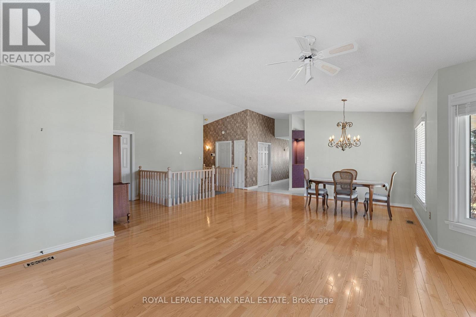 2 Hillview Drive, Kawartha Lakes, Ontario  K0M 1A0 - Photo 10 - X13035610