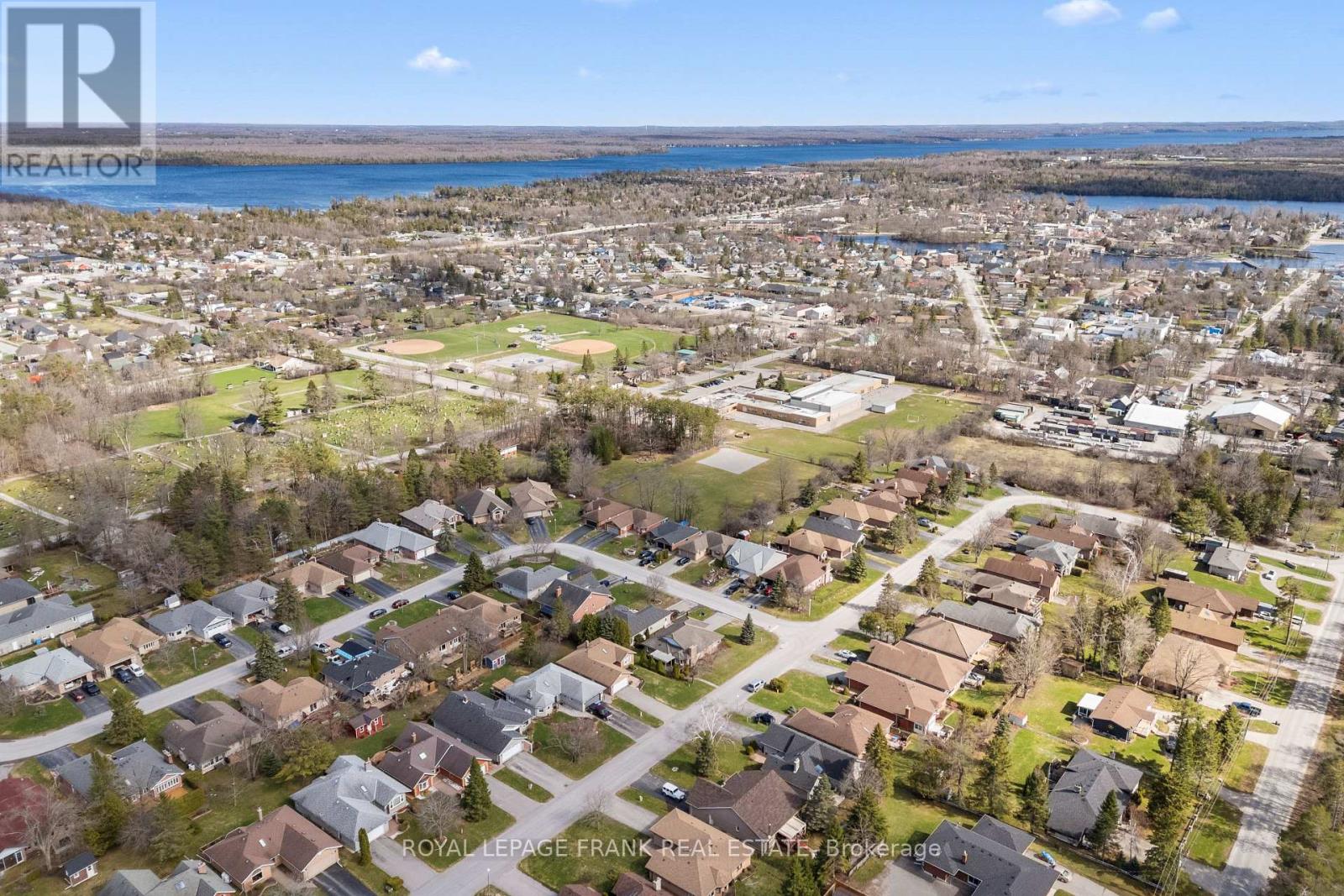 2 Hillview Drive, Kawartha Lakes, Ontario  K0M 1A0 - Photo 37 - X13035610