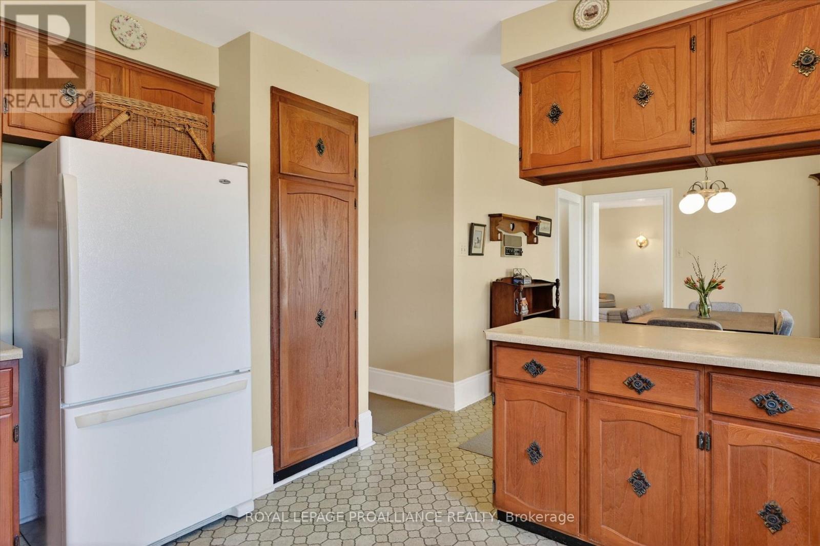 1285 Brealey Drive, Peterborough (Monaghan Ward 2), Ontario  K9K 0C4 - Photo 9 - X13035666