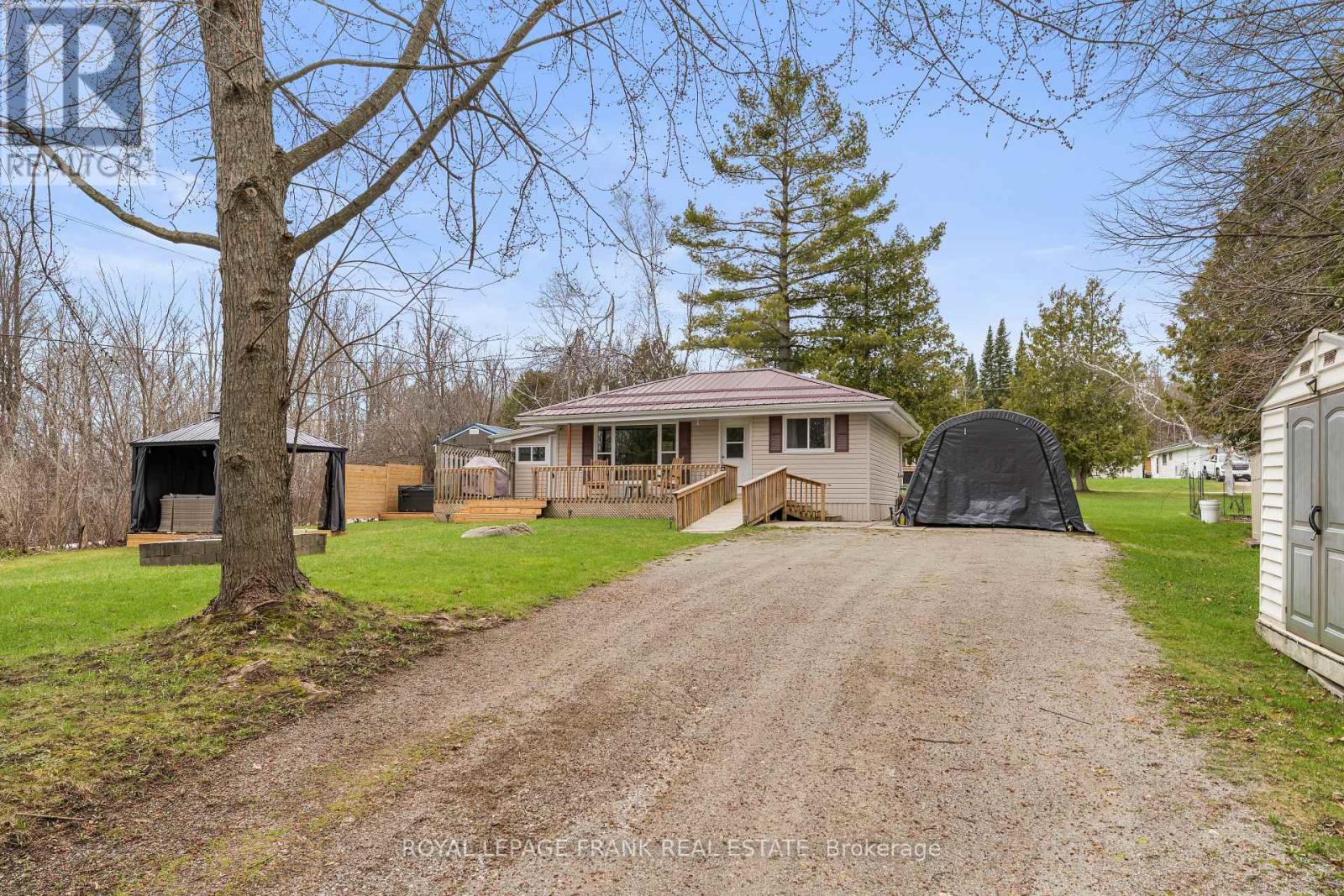 203 Crosby Drive, Kawartha Lakes, Ontario  K0M 1A0 - Photo 2 - X13035702