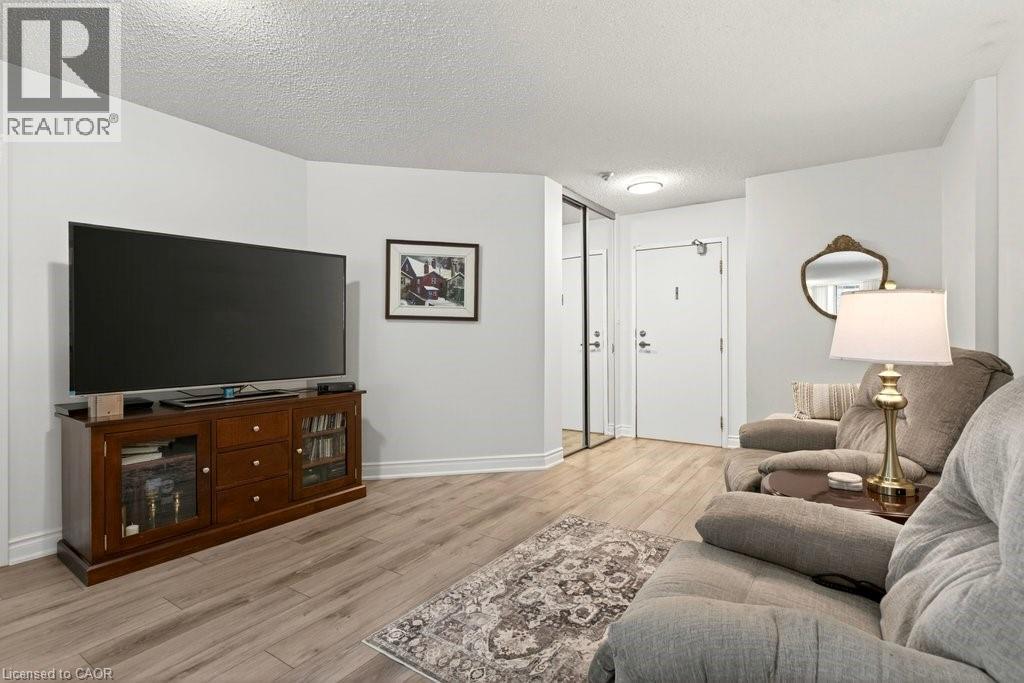 1237 North Shore Boulevard E Unit# 803, Burlington, Ontario  L7S 2H8 - Photo 6 - 40819551