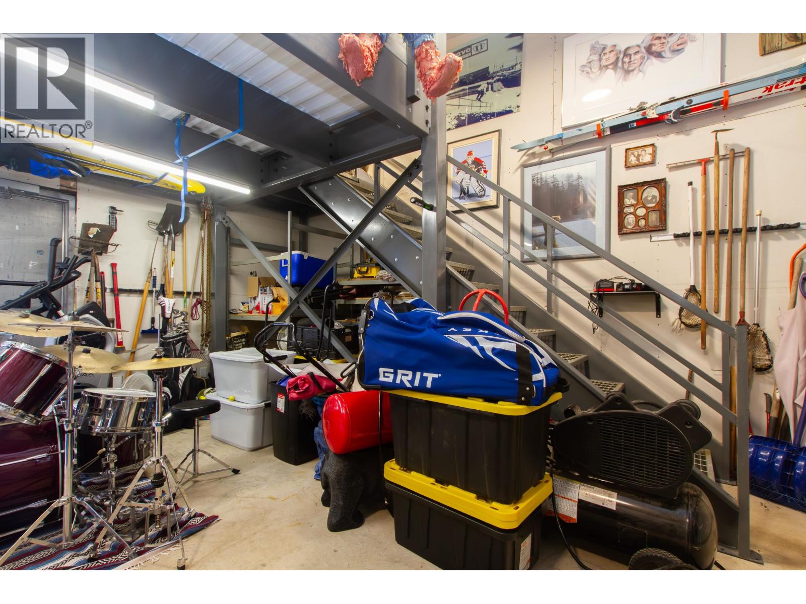 3106 Tyrol Crescent, Whistler, British Columbia  V8E 0B8 - Photo 34 - R3032313