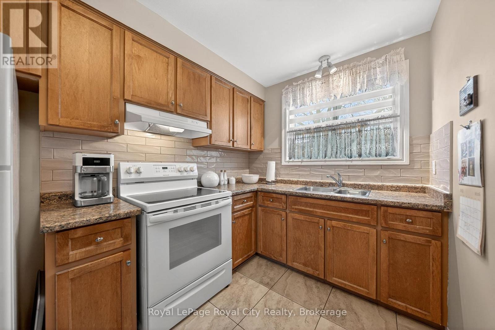 11 - 41 Rhonda Road, Guelph, Ontario  N1H 7A4 - Photo 8 - X13035652