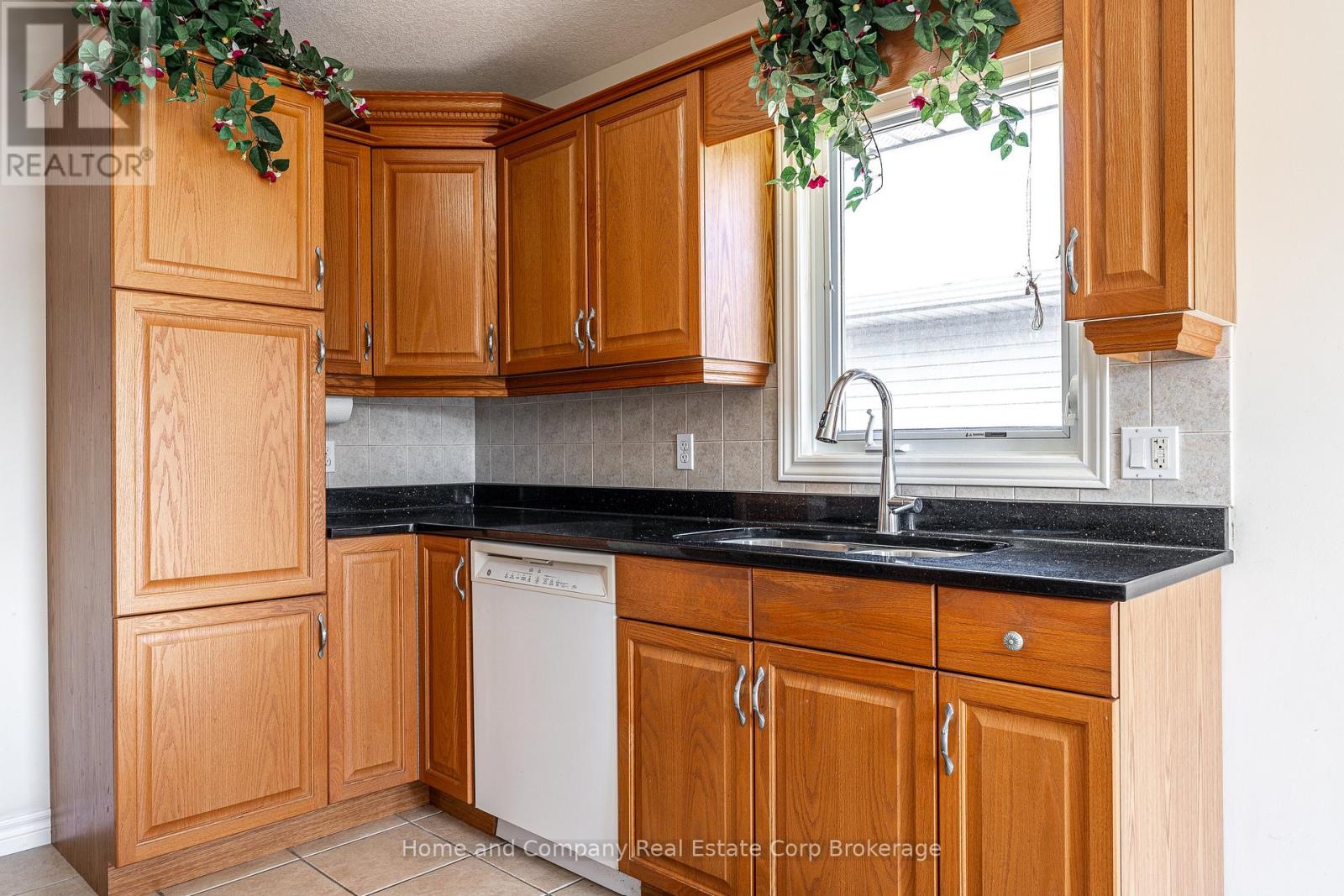 86 Lightbourne Avenue, Stratford, Ontario  N4Z 1J8 - Photo 11 - X13035680