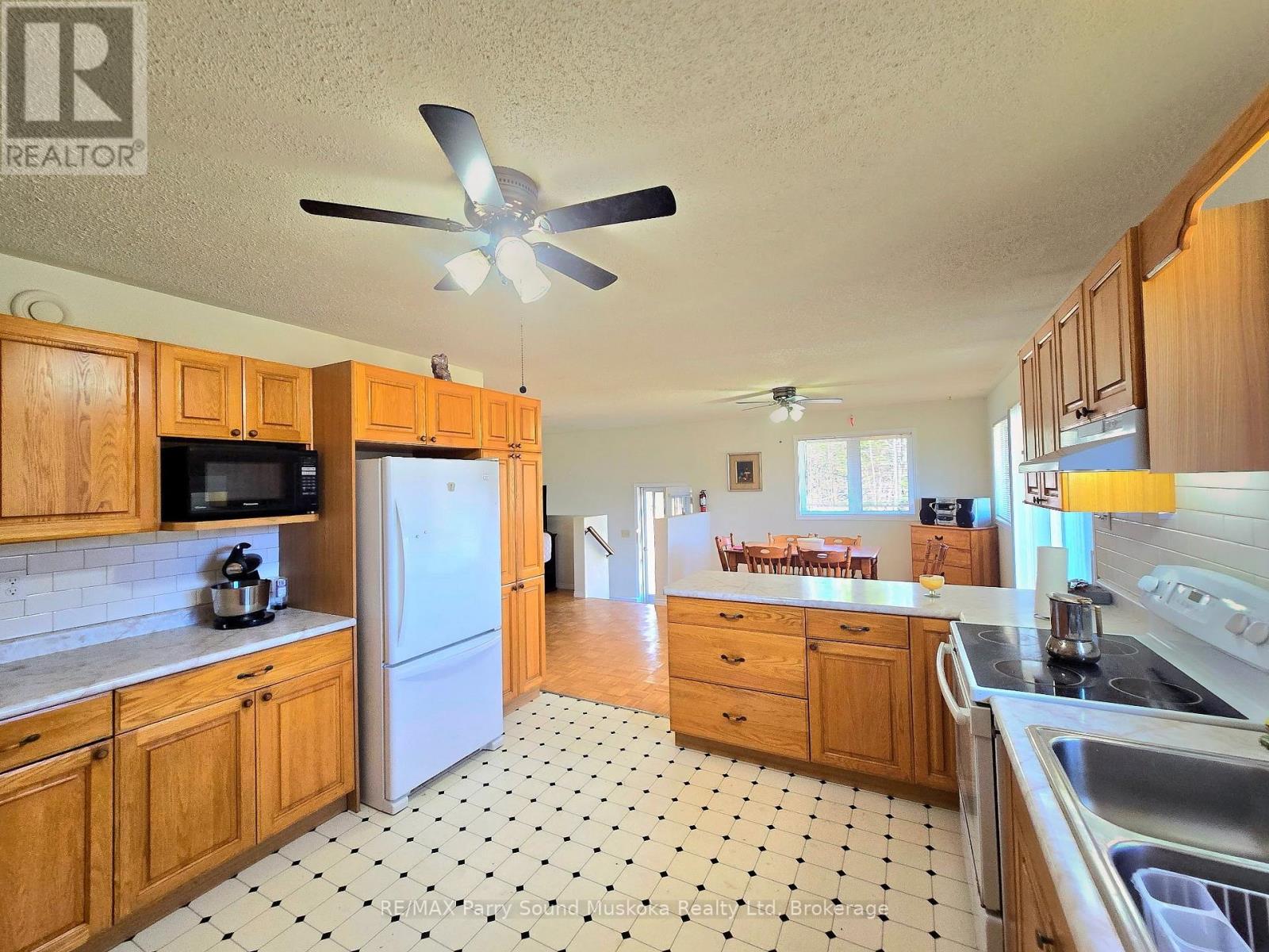 50 Woods Road, Carling, Ontario  P0G 1G0 - Photo 14 - X13035742