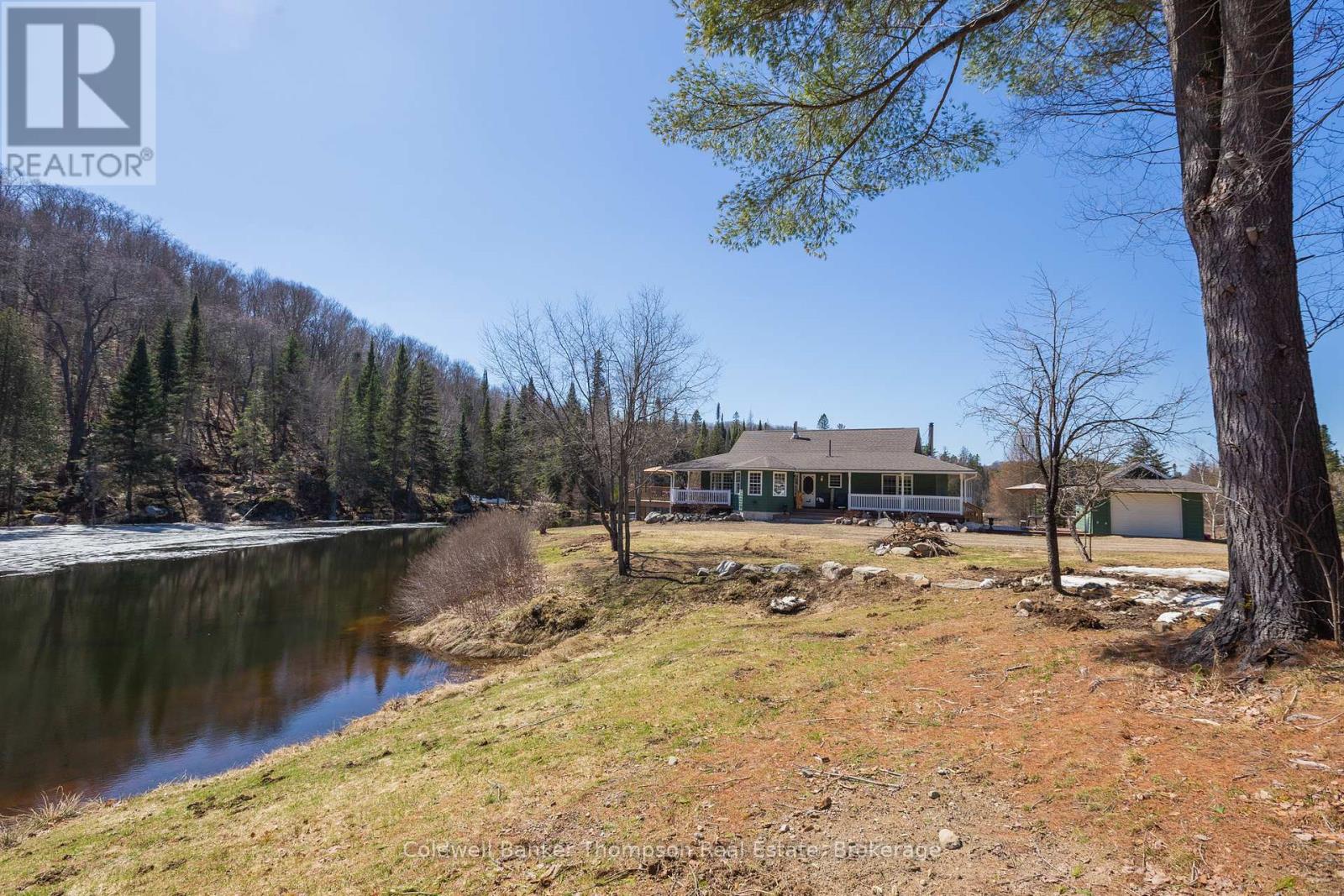 $1,095,000448 Long Lake Road, Perry, Ontario