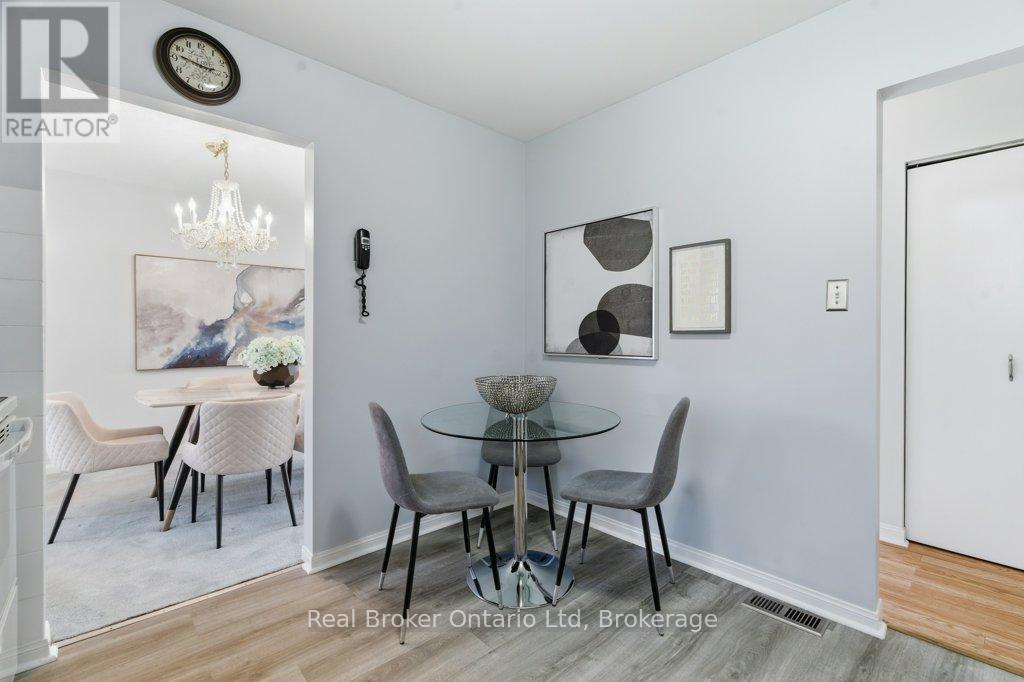 68 Settlers Drive, Kitchener, Ontario  N2E 2L8 - Photo 14 - X13035928