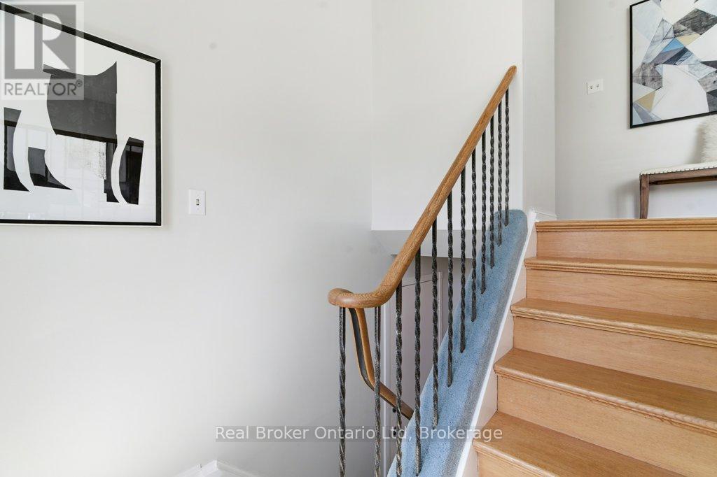 68 Settlers Drive, Kitchener, Ontario  N2E 2L8 - Photo 23 - X13035928