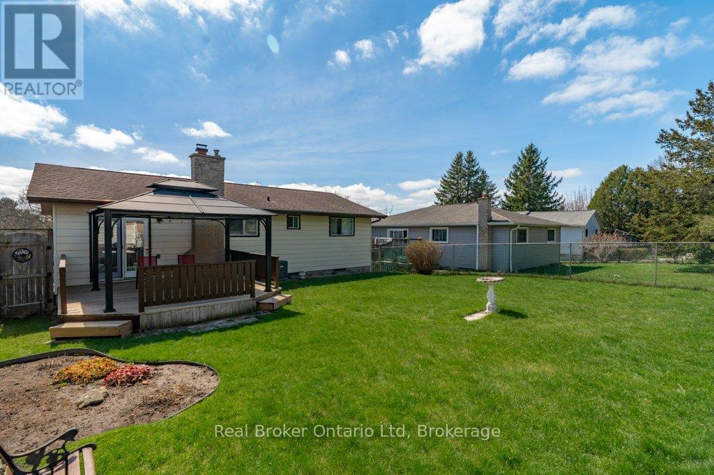 68 Settlers Drive, Kitchener, Ontario  N2E 2L8 - Photo 32 - X13035928