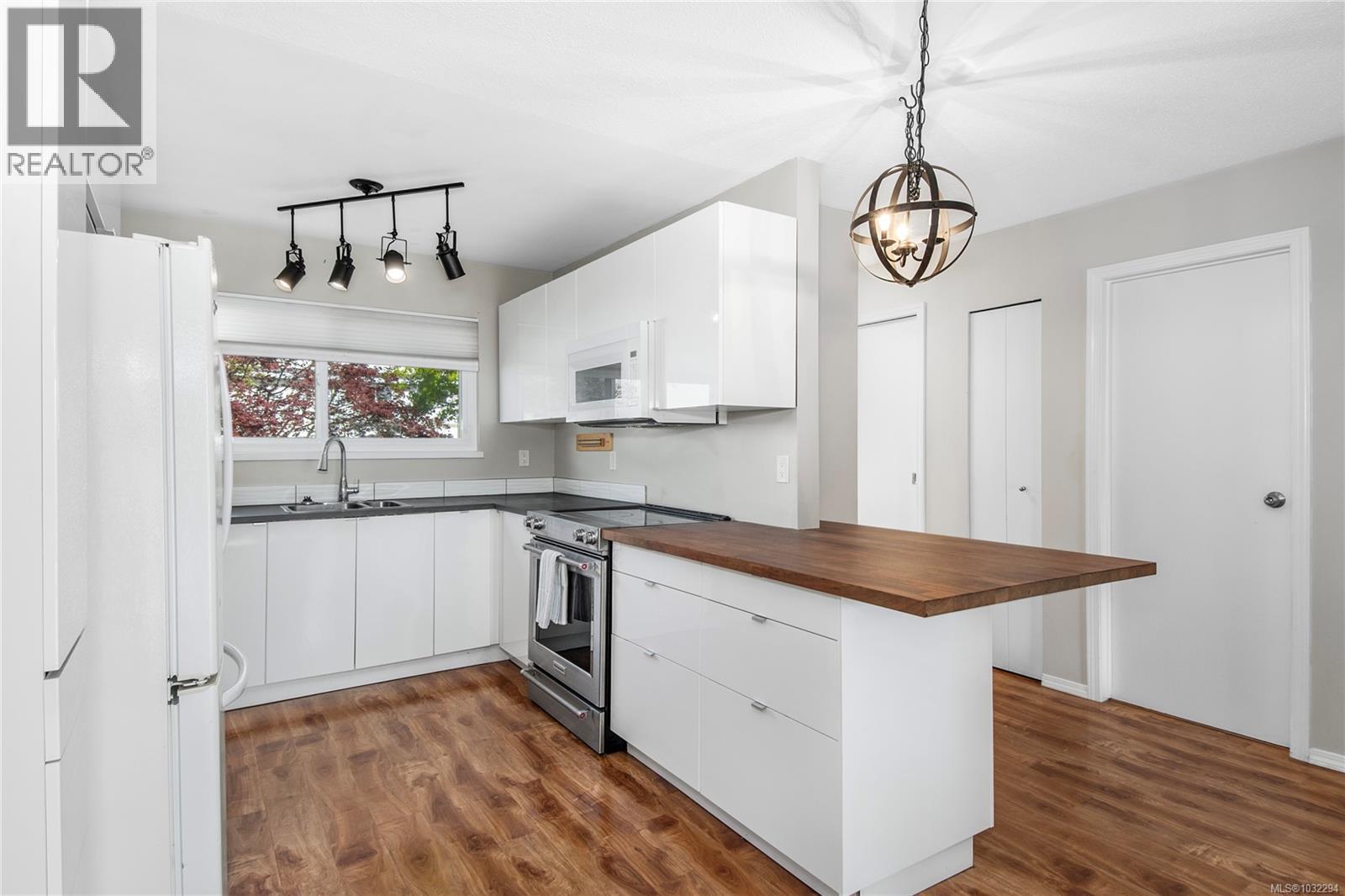 13 400 Robron Rd, Campbell River, British Columbia  V9W 5N5 - Photo 5 - 1032294