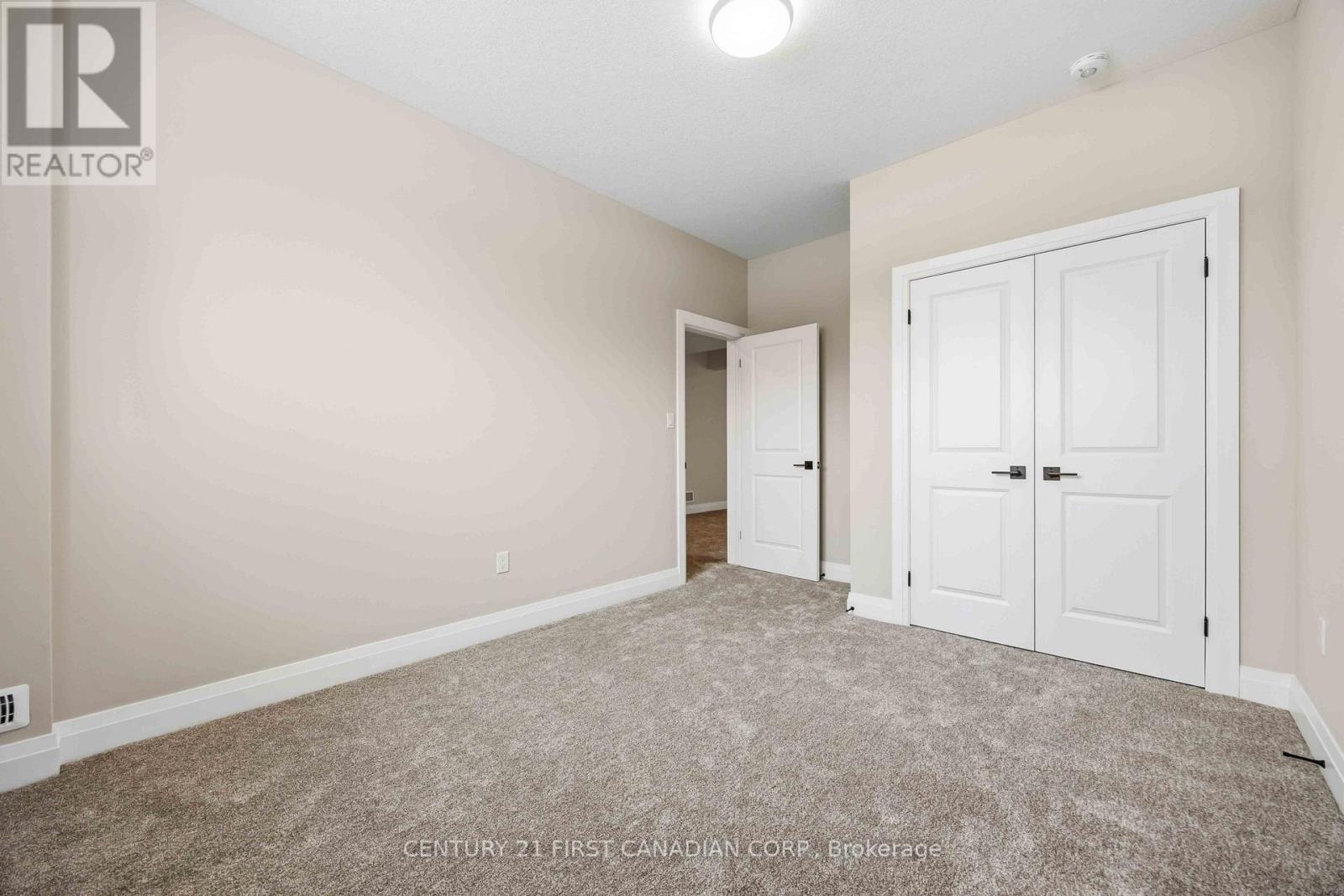 639 Ketter Way, Plympton-Wyoming, Ontario  N0N 1T0 - Photo 16 - X13035602