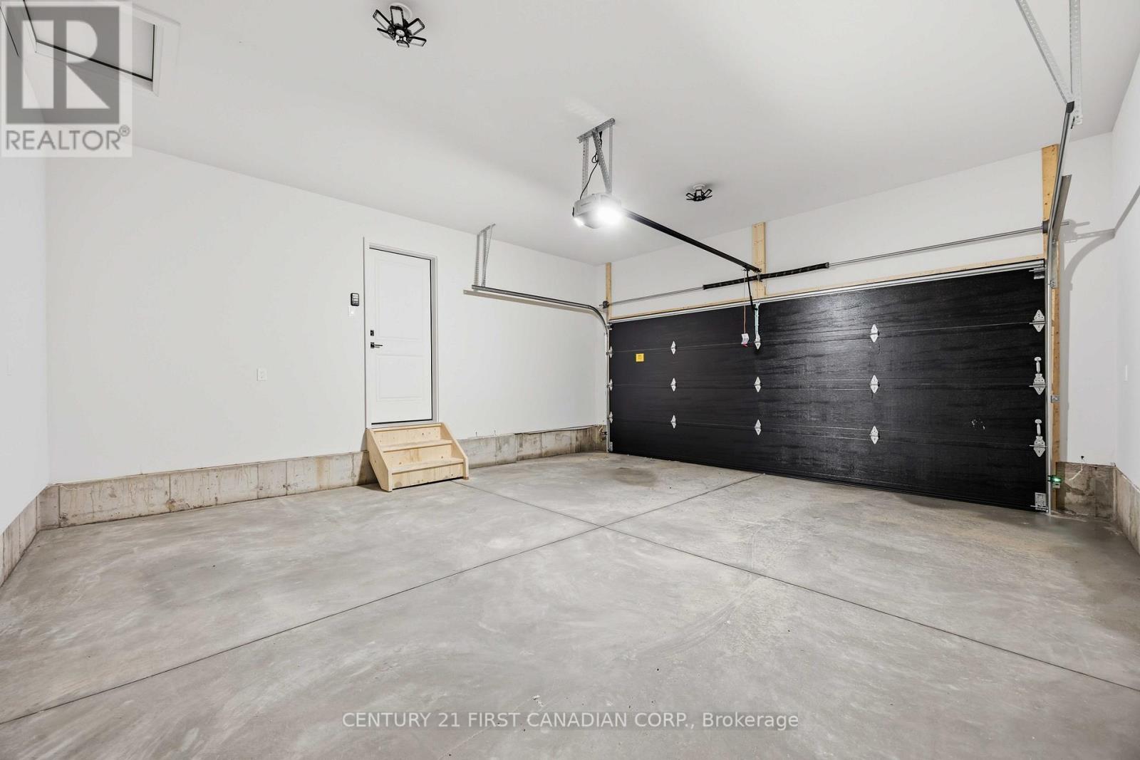 639 Ketter Way, Plympton-Wyoming, Ontario  N0N 1T0 - Photo 33 - X13035602