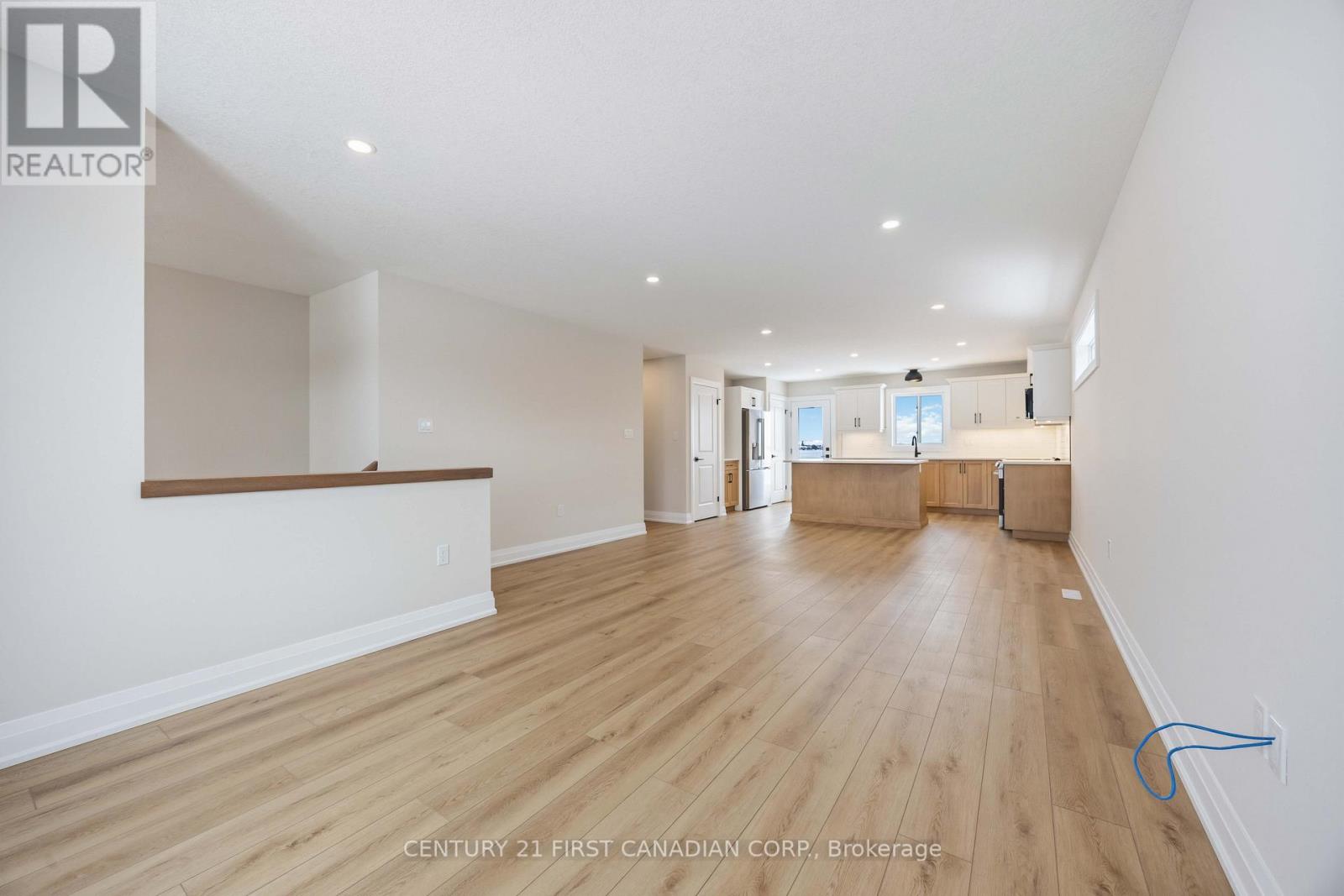 639 Ketter Way, Plympton-Wyoming, Ontario  N0N 1T0 - Photo 7 - X13035602