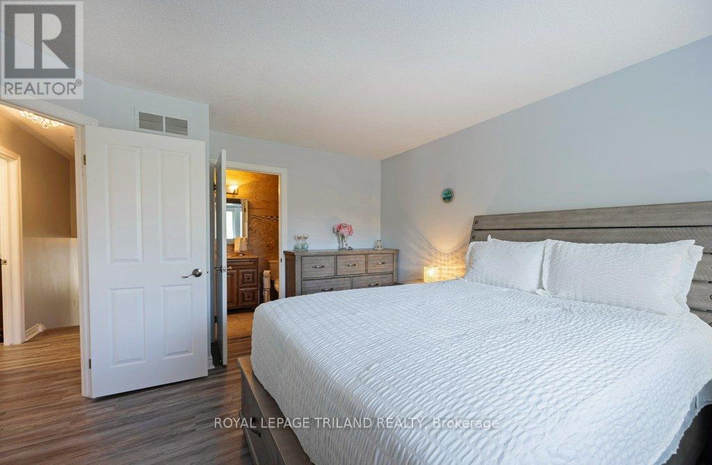 22 Stoneycreek Crescent, London North, Ontario  N5X 3X4 - Photo 16 - X13035646