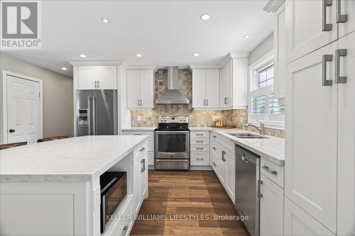 5410 Lake Valley Grove Road, Lambton Shores, Ontario  N0N 1J7 - Photo 10 - X13035762