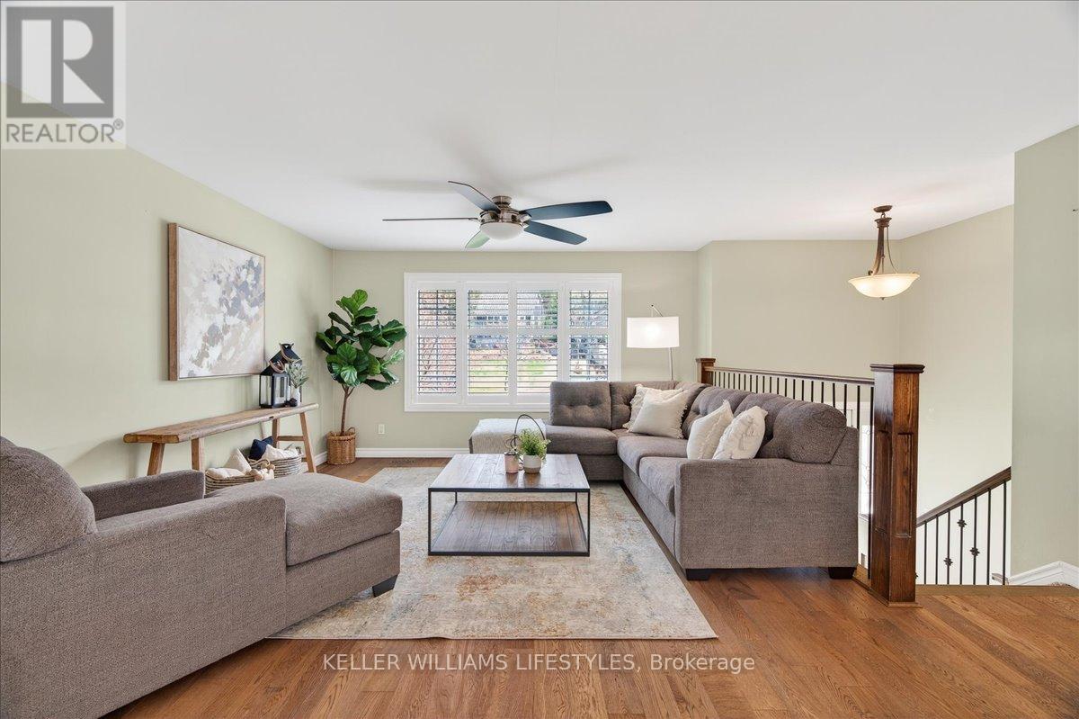 5410 Lake Valley Grove Road, Lambton Shores, Ontario  N0N 1J7 - Photo 12 - X13035762