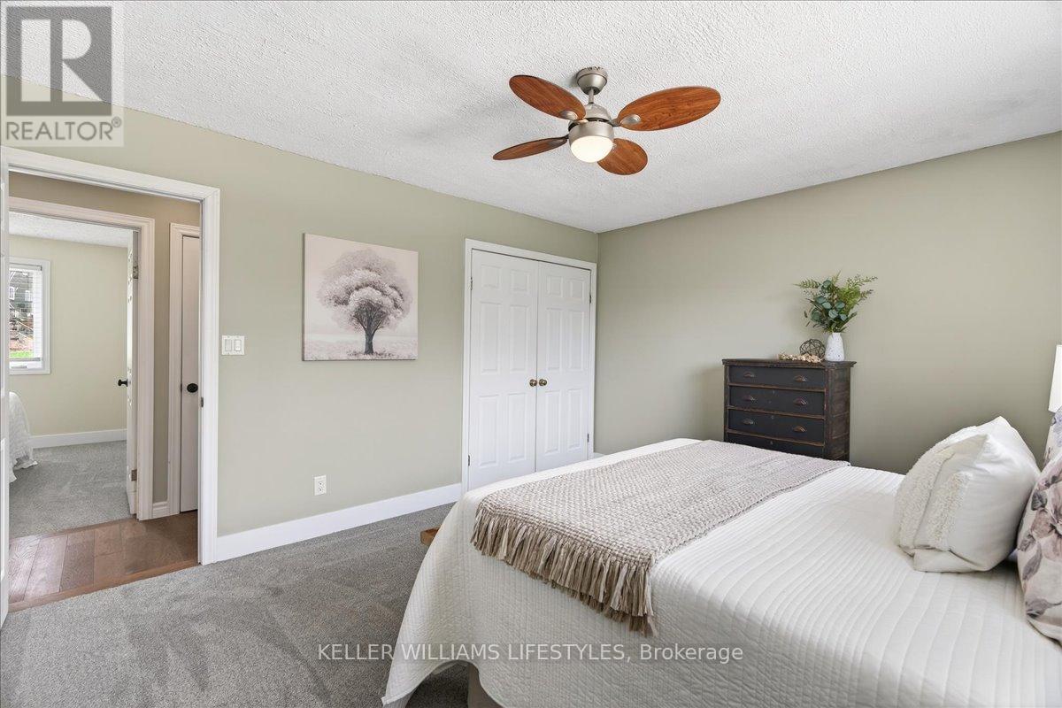 5410 Lake Valley Grove Road, Lambton Shores, Ontario  N0N 1J7 - Photo 17 - X13035762