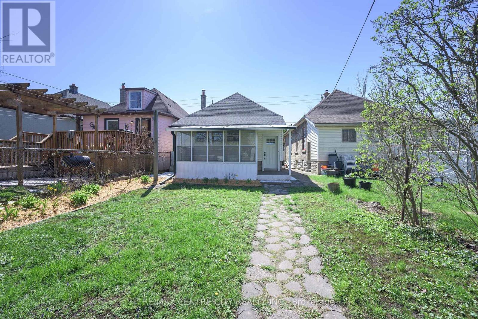 1180 York Street, London East, Ontario  N5W 2T9 - Photo 11 - X13035904